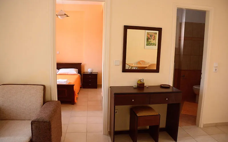 Anamartitos Apartments — 3