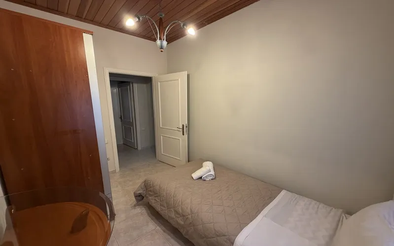 Anastasia Perahori House — 2