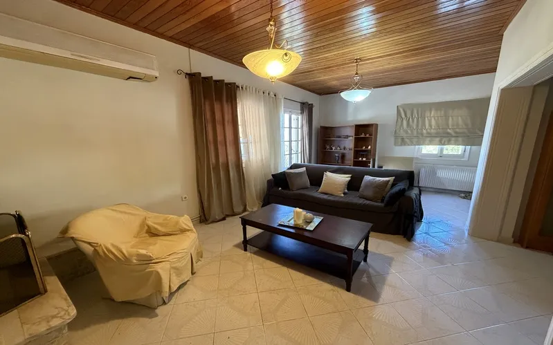 Anastasia Perahori House — 18