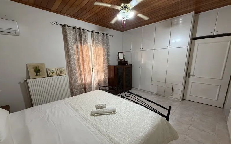 Anastasia Perahori House — 4