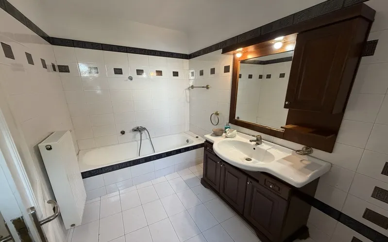 Anastasia Perahori House — 8