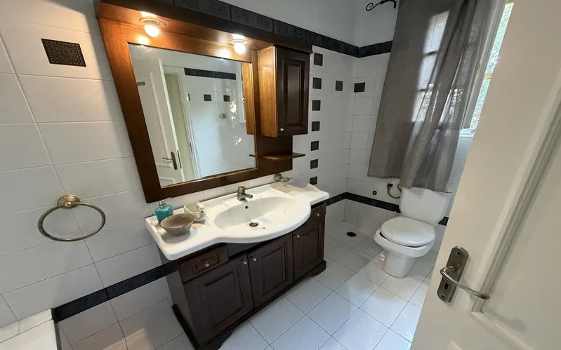 Anastasia Perahori House — 9