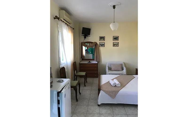 Angelica’s House — 7