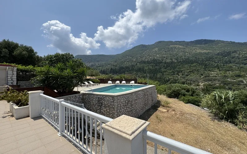 Bay View Villa — 16