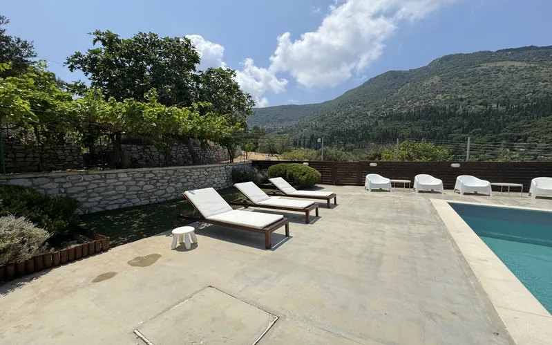 Bay View Villa — 17