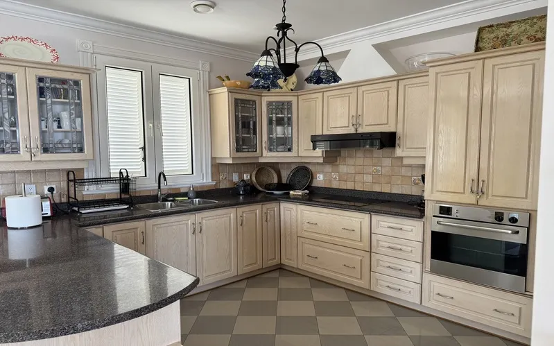 Bay View Villa — 29