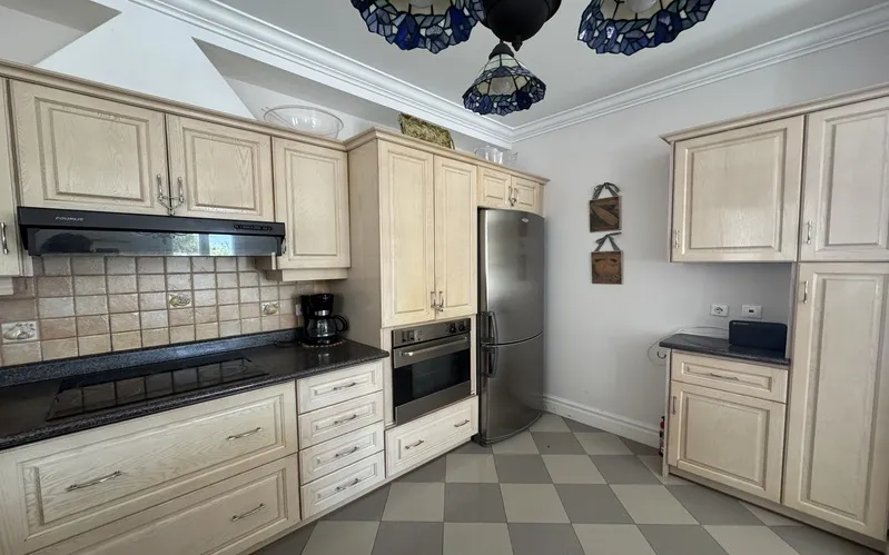 Bay View Villa — 32