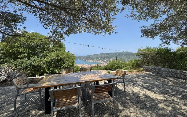 Bay View Villa — 10