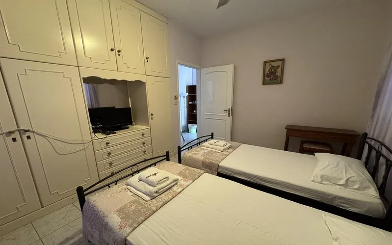 christinas-apartment — 14