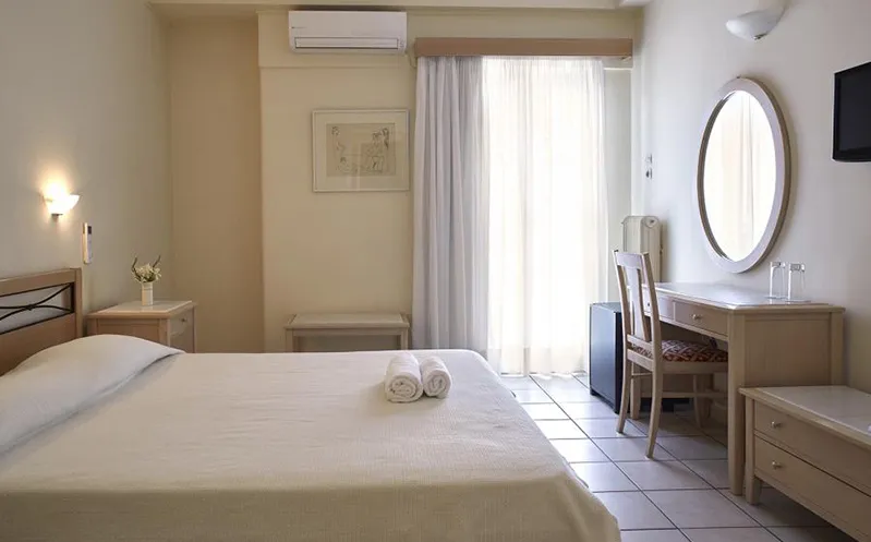 Hotel Mentor — 3