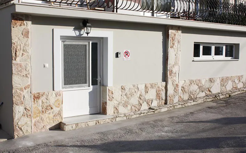 Mouzika Houses — 55