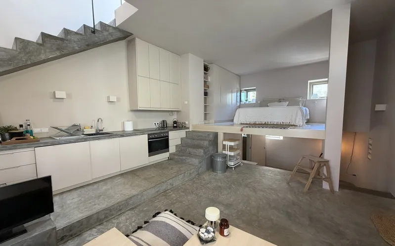 Patricia’s House — 5