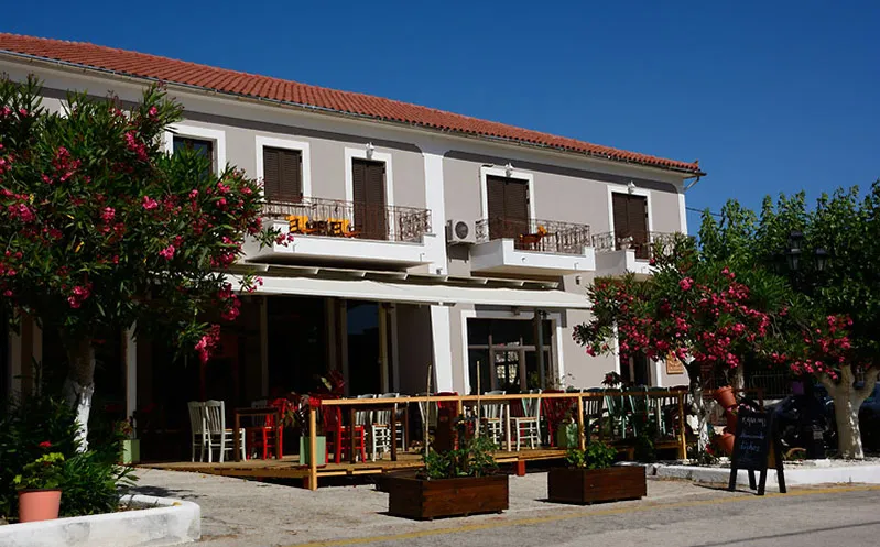 Porto Thiaki Hotel — 10