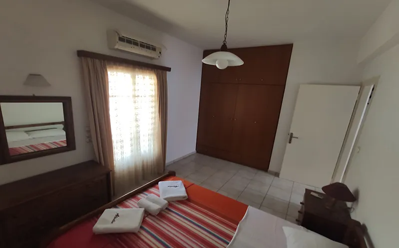 Sunflower House — 4