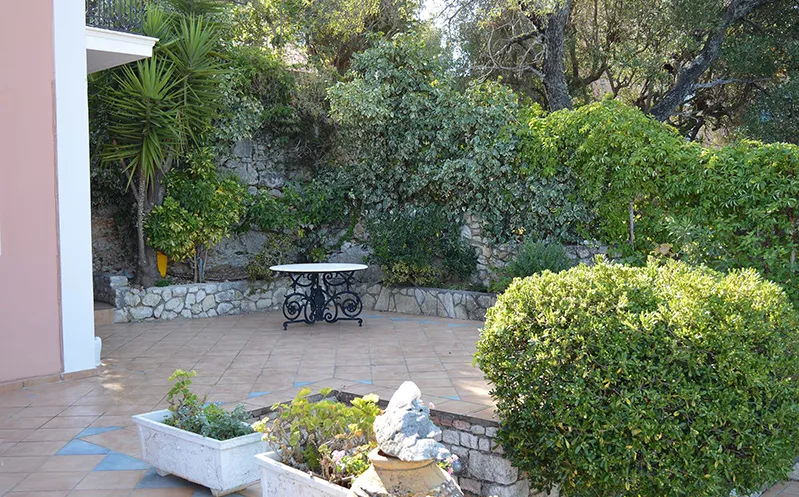 Villa Dora — 10