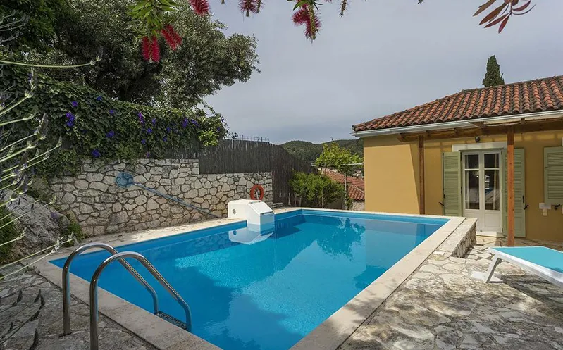 Yellow house Villa — 5